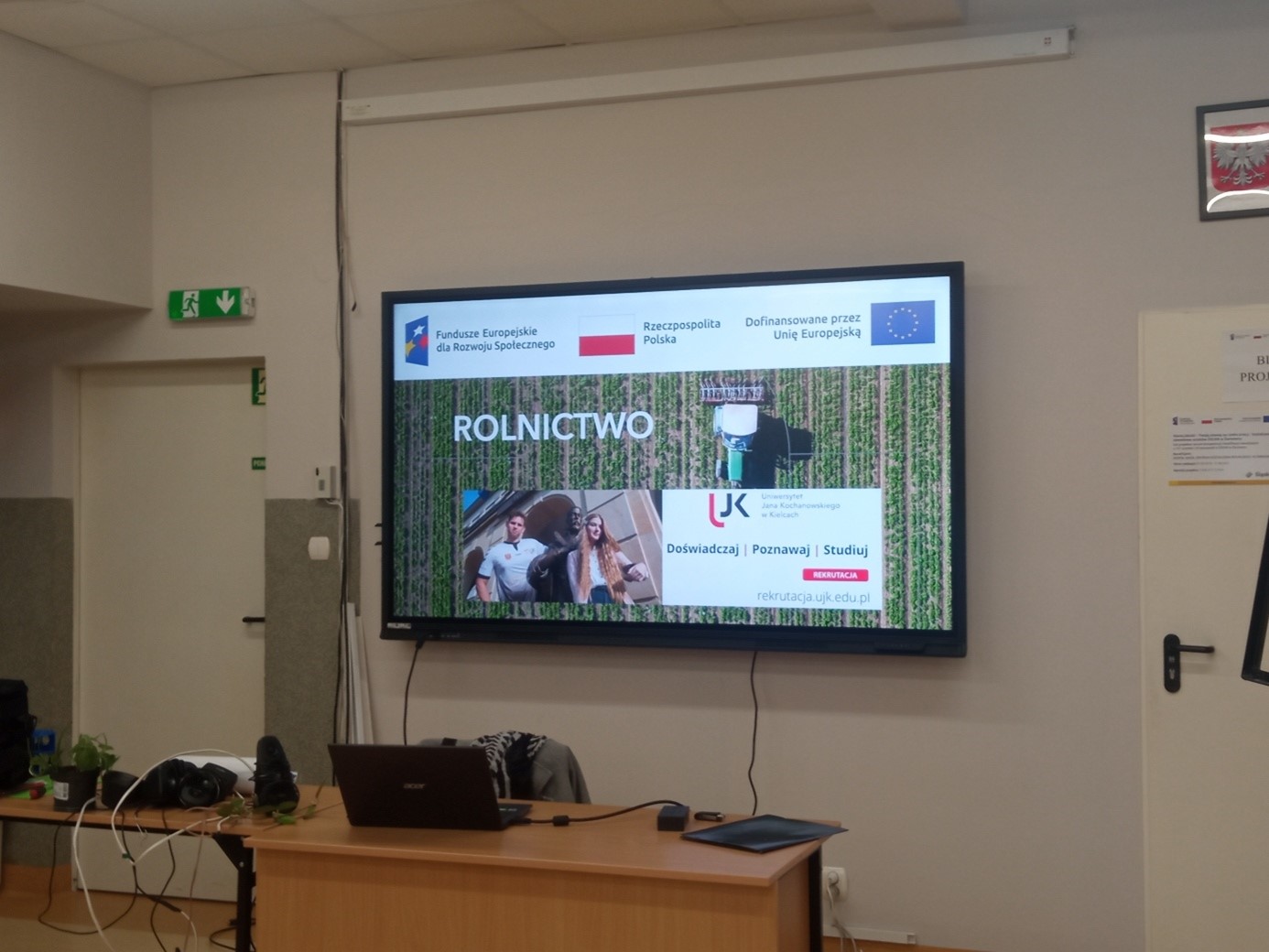 Na zdjęciu widoczna jest prezentacja kierunku rolnictwo.