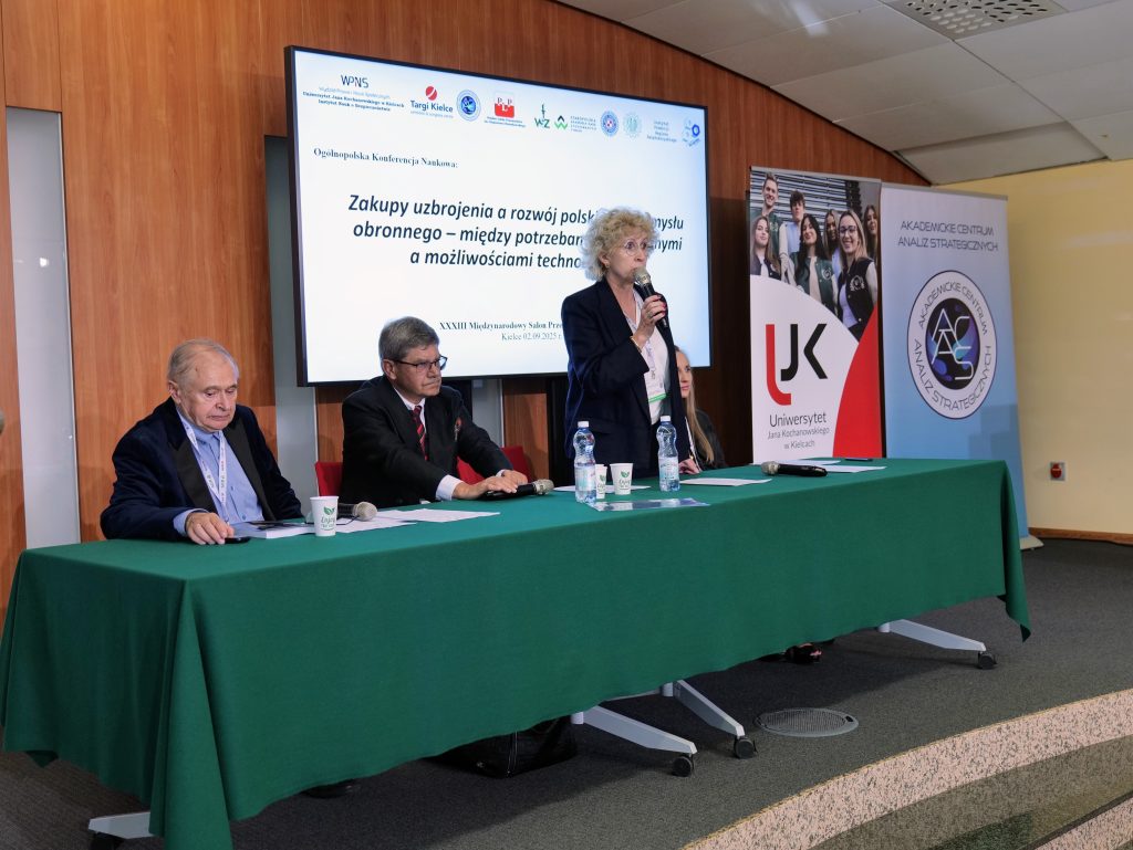 Wokół przemysłu obronnego