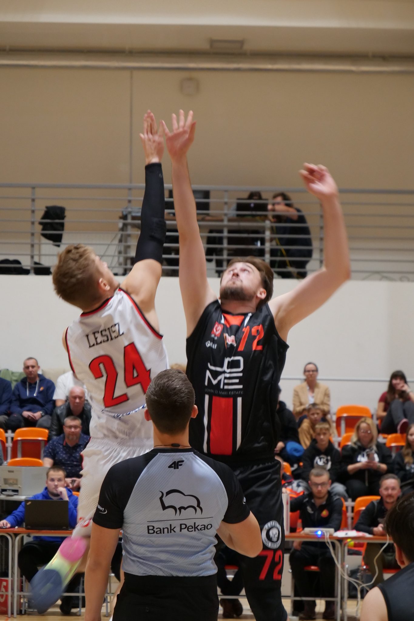 Mecz UJK Kielce vs. Cracovia 1906 Kraków