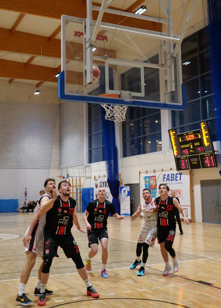 Mecz UJK Kielce vs. Cracovia 1906 Kraków