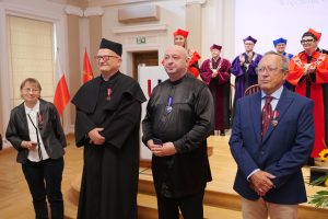 Wyróżnieni medalem Glaria Artis