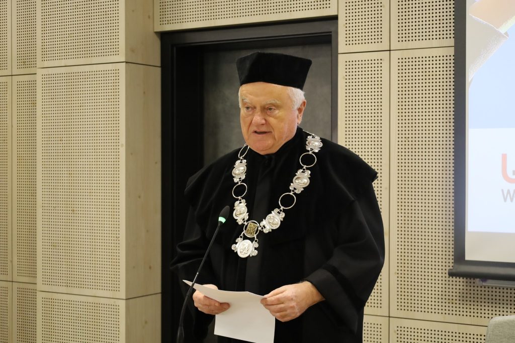 Prof. Jerzy Jaskiernia wyróżniony złotym medalem „Zasłużony dla Nauki Polskiej Sapientia et Veritas”