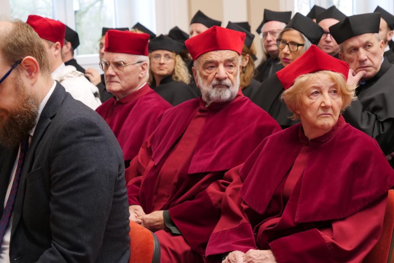 Marek Żebrowski z tytułem Doktora Honoris Causa UJK