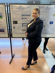 Natalia Wojtaś prezentująca swój projekt