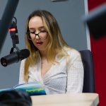 studentki SKN Elemntarni podczas nagrania słuchowiska w radiu Fraszka