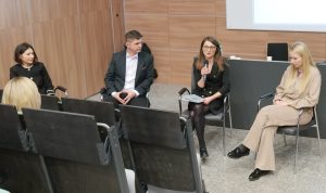 Debata na temat otyłości w Collegium Medicum