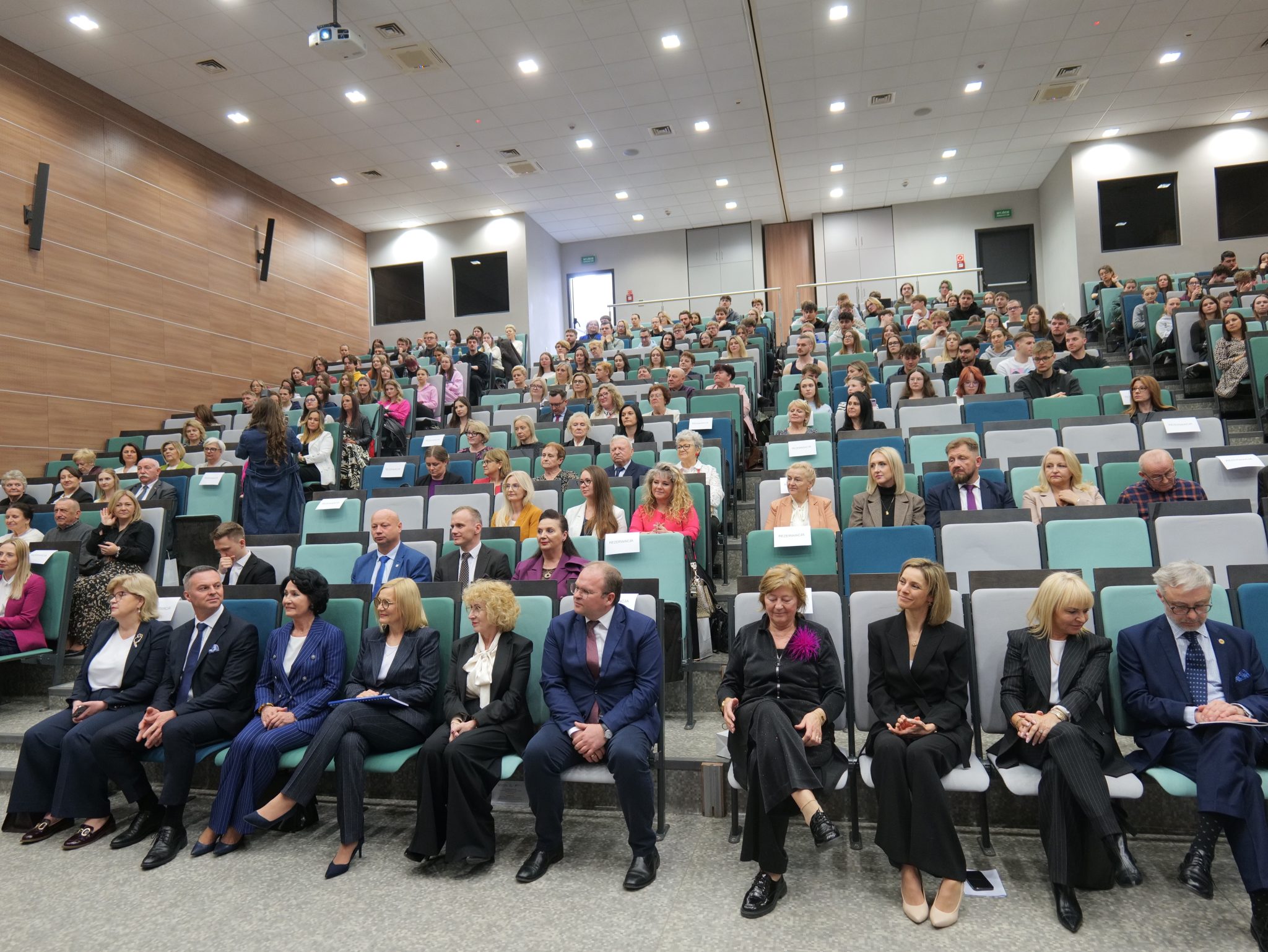 Uczestnicy konferencji w Collegium Medicum UJK.