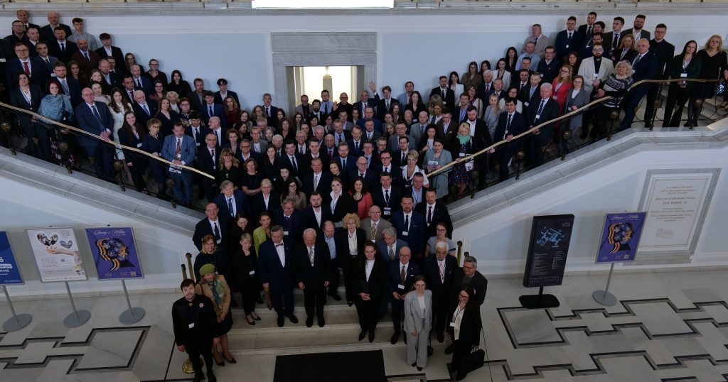 Sztuczna inteligencja a prawa człowieka