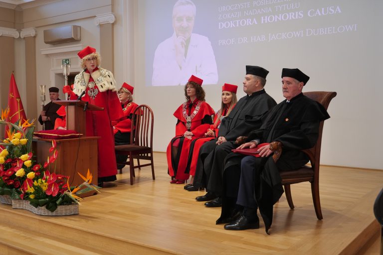 Prof. Jacek Dubiel – doktor honorowy UJK