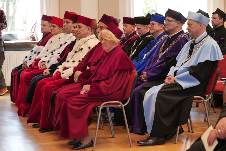 Prof. Jacek Dubiel – doktor honorowy UJK