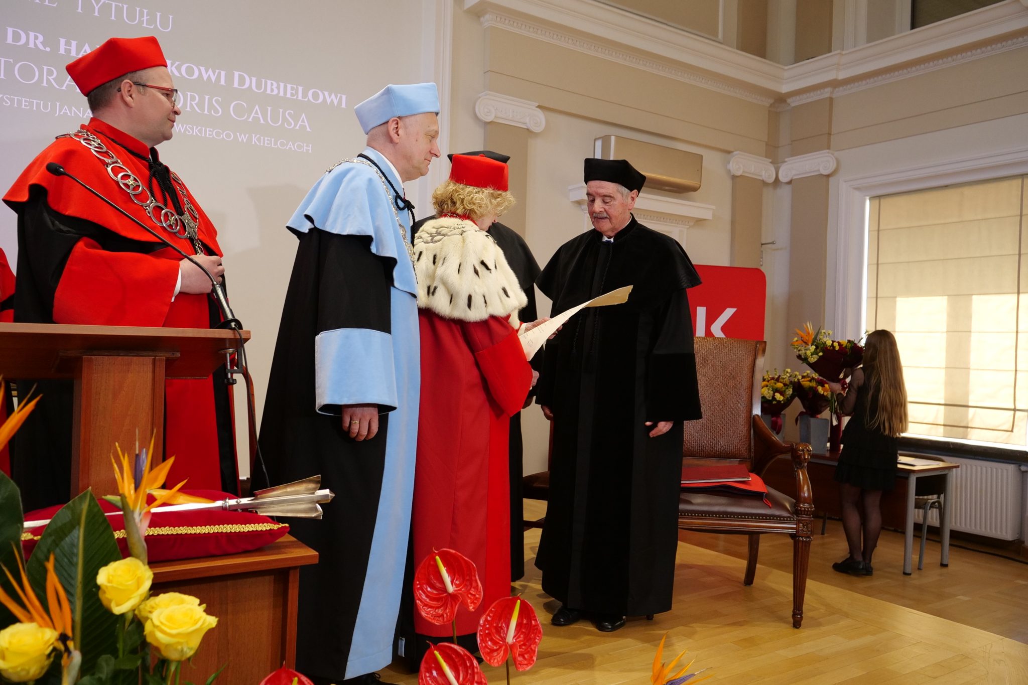 Prof. Jacek Dubiel – doktor honorowy UJK