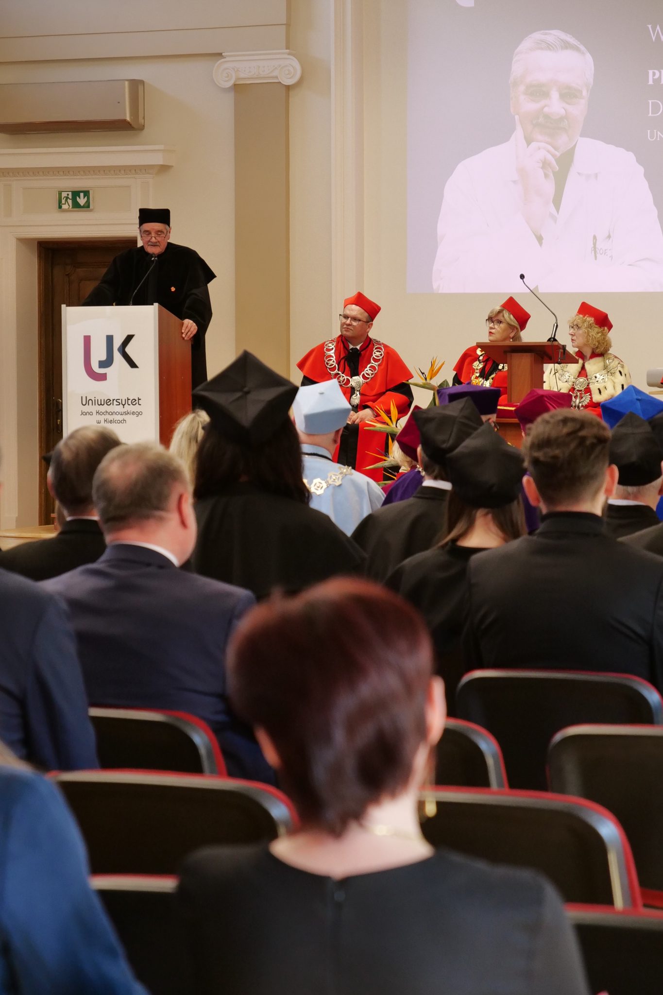 Prof. Jacek Dubiel – doktor honorowy UJK
