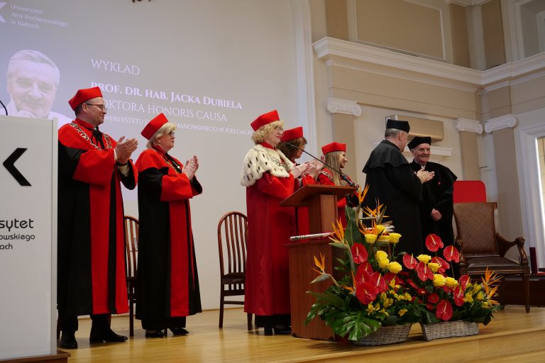 Prof. Jacek Dubiel – doktor honorowy UJK