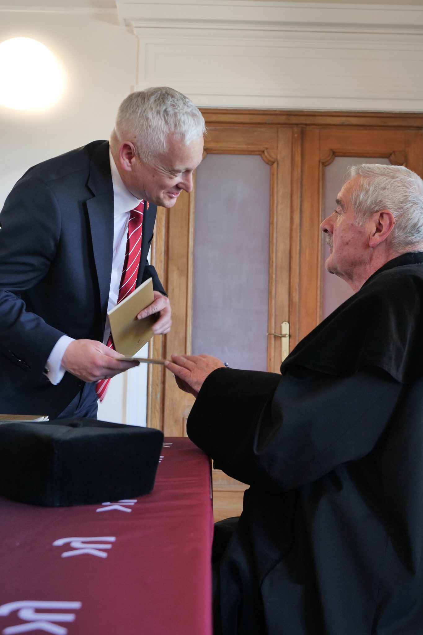 Prof. Jacek Dubiel – doktor honorowy UJK