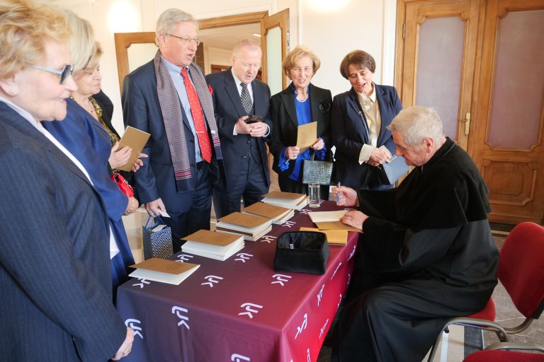 Prof. Jacek Dubiel – doktor honorowy UJK