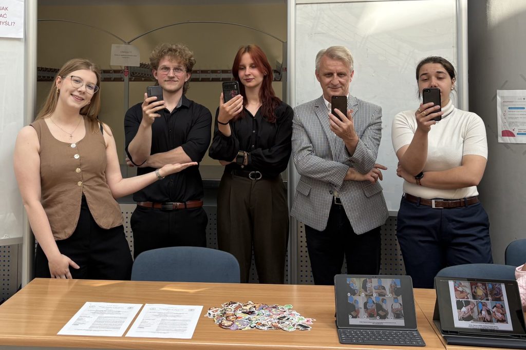 „Unieś mostek”. Nowatorski projekt profesora Wojciecha Kiebzaka